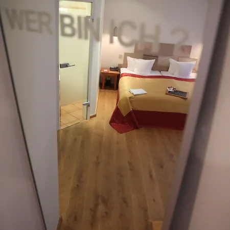 Drei Raben Nuremberga