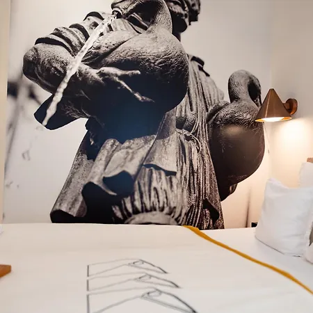 Hotel Drei Raben 4*