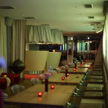 Hotel Drei Raben 4*