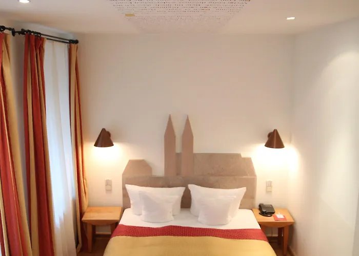 Drei Raben Hotel 4*